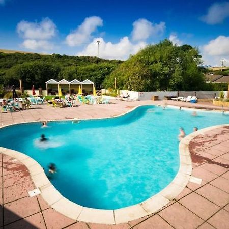 Newquay Bay Porth Caravan Hotel Esterno foto